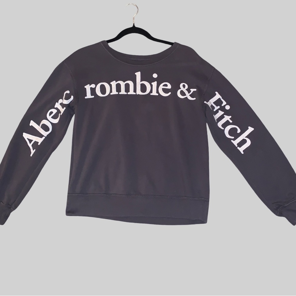 Abercrombie & Fitch Dark Gray embroidered Pullover from their soft a&f Sz S